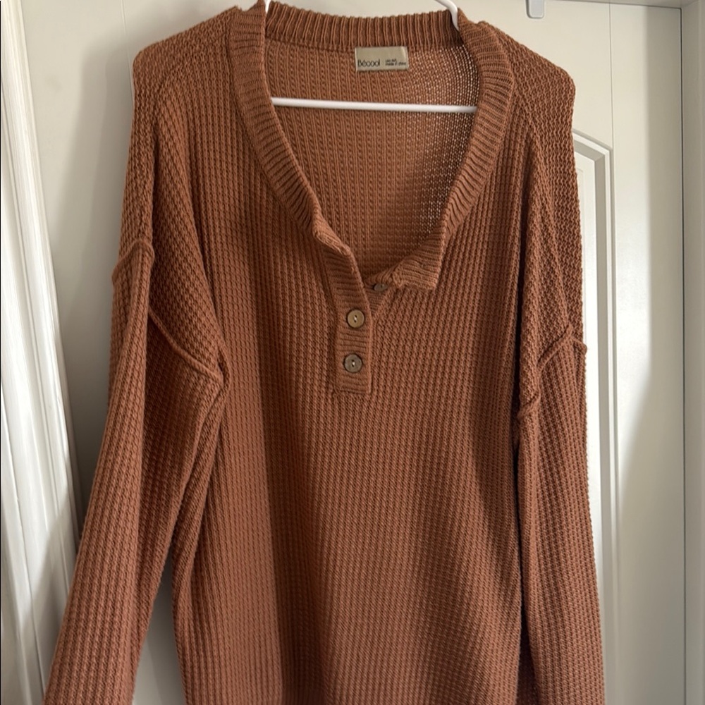 Brown Waffle Knit Sweater, great condition, size large